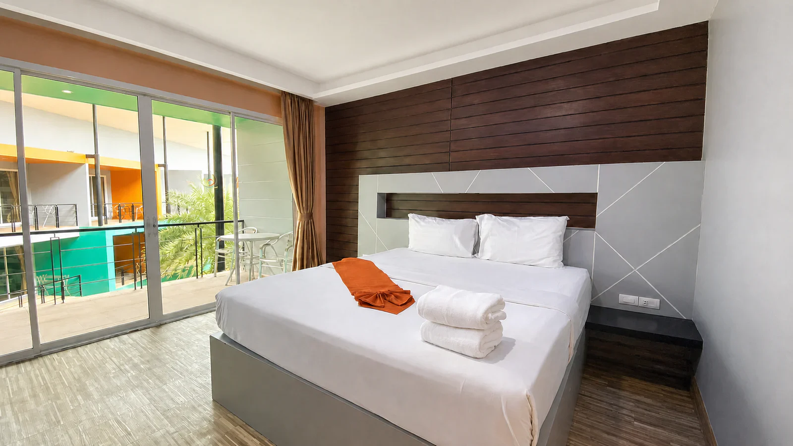 Интерьер Andaman Beach Resort
